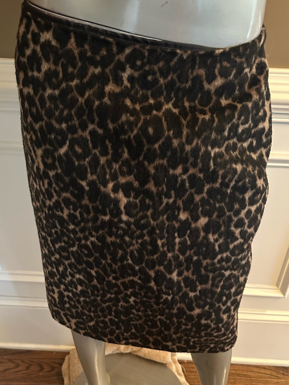Talbots Leopard-Print Pencil Skirt in Brown and Black wool blend faux fur size 8
